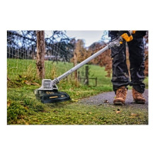 DeWALT DCMST561N-XJ brush cutter / string trimmer 35 cm Battery Black, Yellow