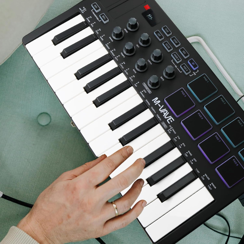 m-vave-smk-25-midi-keyboard-controller-25-keys-with-8-rgb-drum-pads-bluetooth.jpg