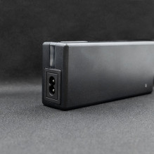 El. Dviračio Įkroviklis - Qoltec 50761 36V / 42V 2A Juodas