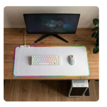 Large DELTACO mouse pad...