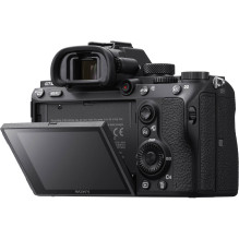 Sony A7 III Body (Black) , (ILCE-7M3 / B) , (α7 III) , (Alpha 7 III)
