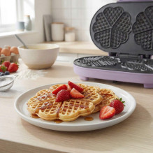 Giles &amp; Posner EK6700GSPPVDE Double Heart Waffle Maker