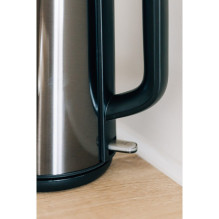 AENO elektrinis virdulys EK3: 1850-2200W, 1,7L, Strix, Dvigubos sienelės, Nešildantis korpusas, Automatinis išjungimas, 