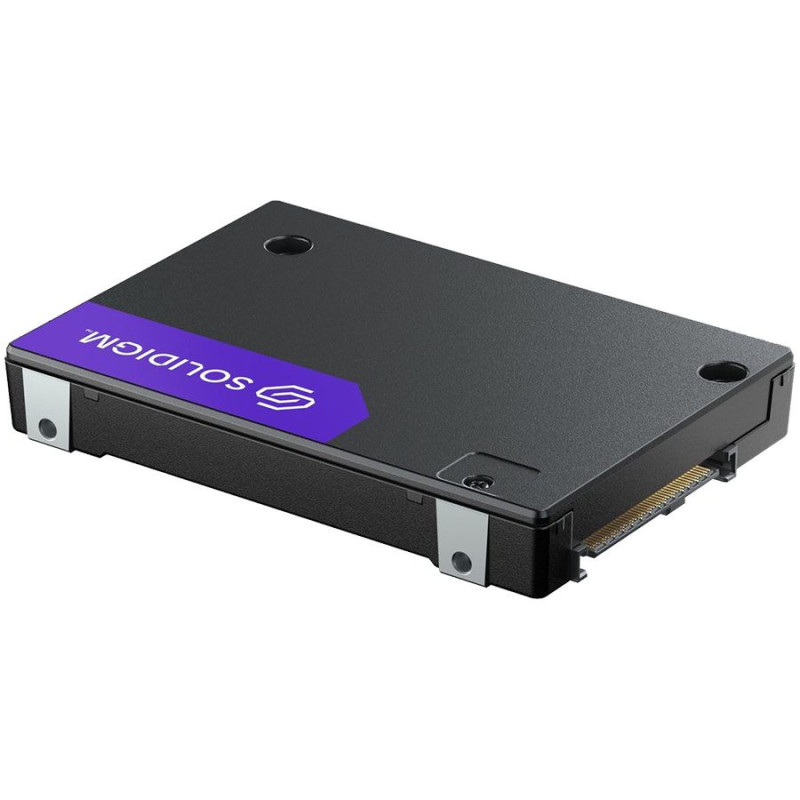 „Solidigm D7-PS1010“ serija (7,68 TB, 2,5 colio PCIe 5.0 x4, „Hynix V7“, TLC) bendras vienas paketas