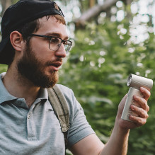 „Jisulife“ nešiojamas ventiliatorius „Life9“ 3600mAh nešiojamas mini pūstuvas USB ventiliatorius – pilkas