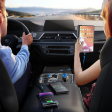 Joyroom JR-CCD04 30W 2x USB-C USB-A automobilinis įkroviklis su ekranu - juodas