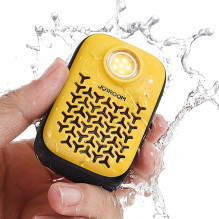 Nešiojama „Bluetooth“ kolonėlė „Joyroom Maya JR-MS03“ su įmontuotu žibintuvėliu, atspari šviesai – geltona
