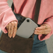 „Tech-Protect“ silikoninis „MagSafe“ dėklas, skirtas „iPhone 16E / 17E“ – pilkas