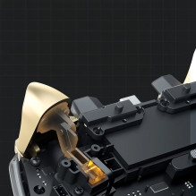 „Machenike G5Pro Premium Edition“ belaidis žaidimų valdiklis su įkrovimo stotele – juodas ir auksinis