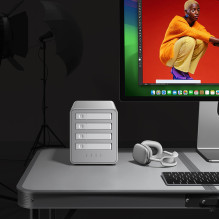 „Orico 8848U4 DAS“ serijos 4 lizdų M.2 NVMe SSD diskų masyvas – baltas