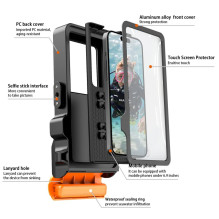 „Tech-Protect IPX8 Pro“ vandeniui atsparus telefono dėklas – oranžinis ir juodas „Tech-Protect IPX8 Pro“ vandeniui atsparus telefono dėklas – oranžinis ir juodas