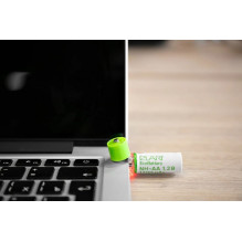 Elari Ecobattery AA Elari Ecobattery AA