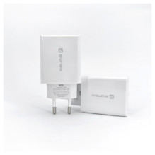 „Evelatus Evelatus“ kelioninis įkroviklis, sieninis, ES, 3 prievadai, 32 W, USB-C / USB-A2, ETC06, baltas