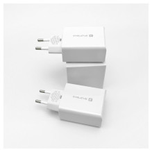 „Evelatus Evelatus“ kelioninis įkroviklis, sieninis, ES, 3 prievadai, 32 W, USB-C / USB-A2, ETC06, baltas