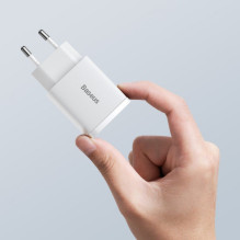 Baseus Baseus Compact fast charger USB / USB Type C 20W 3A Power Delivery Quick Charge 3.0 white (CCXJ-B02) White