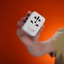 „Evelatus“ 35 W kelioninis adapteris, 1 PD ir 2 C tipo bei 2 USB įkrovikliai, 09051, baltas „Evelatus“ 35 W kelioninis adapteris, 1 PD ir 2 C tipo bei 2 USB įkrovikliai, 09051, baltas