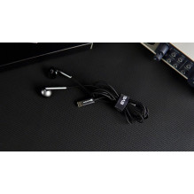„Evelatus Crystal Clear Audio“ ausinės su C tipo ryšiu ir mikrofonu CCA-TC-BL, juodos „Evelatus Crystal Clear Audio“ ausinės su C tipo ryšiu ir mikrofonu CCA-TC-BL, juodos