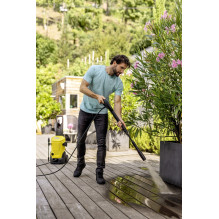 Kärcher K 4 WCM pressure washer Upright Electric 420 l / h 1800 W Black, Yellow