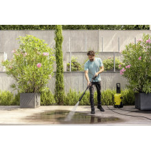 Kärcher K 4 WCM pressure washer Upright Electric 420 l / h 1800 W Black, Yellow