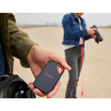 External SSD, SANDISK, Read speed 2000 MB / s, 2000 GB, SDSSDE70-2T00-G25