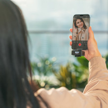 Mikrofoninis krawatowe BOYA BOYAMIC 2-02 be przewodowe 2,4 GHz - czarne