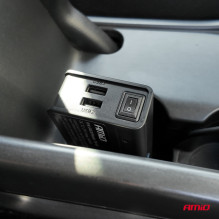 Rozdzielacz gniazda zapalniczki z ładowarką 3xUSB-A USB-C QC 3.0 PD 3.0. 148W AMIO-04836