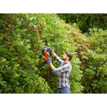 Black &amp; Decker BEHTS451-QS power hedge trimmer
