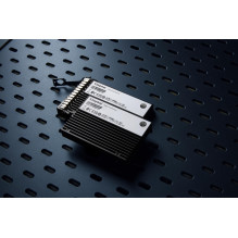 SSD, KINGSTON, SSD serija DC3000ME, 7,68 TB, NVMe, NAND „flash“ technologija 3D TLC, Įrašymo greitis 10000 MB/s, Skaitym