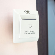 Yala PNI CH2000L Gold Hotel Access Control Package and PNI ES100 Card Switch
