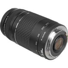 „Canon EF 75-300mm f/4-5.6 III“ objektyvas