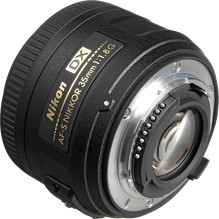 Nikon AF-S DX NIKKOR 35mm f/1.8G Nikon AF-S DX NIKKOR 35mm f/1.8G