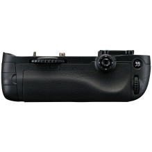 Nikon MB-D14 Battery Pack / Holder (D600, D610) Nikon MB-D14 Battery Pack / Holder (D600, D610)