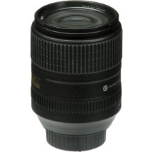 Nikon AF-S DX NIKKOR 18-300mm f / 3.5-6.3G ED VR