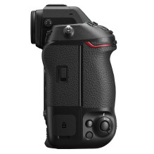 Nikon Z9 + FTZ II Mount adapter