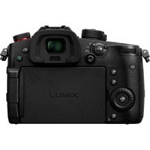 Panasonic Lumix G GH5 II (DC-GH5M2M) + Panasonic LUMIX G Vario 12-60mm f / 3.5-5.6 Asph. Power OIS (H-FS12060) (Black)