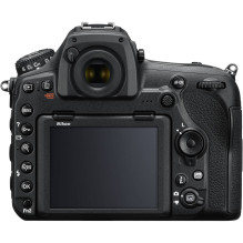 Nikon D850 + 24-120mm f / 4 VR