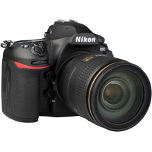 Nikon D850 + 24-120mm f / 4 VR