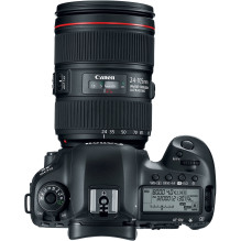 Canon EOS 5D Mark IV 24-105 f / 4L IS II USM