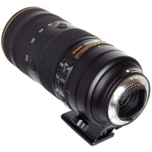 Nikon AF-S NIKKOR 70-200mm f / 2.8E FL ED VR Nikon AF-S NIKKOR 70-200mm f / 2.8E FL ED VR