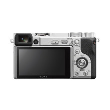 Sony A6400 + 18-135mm OSS (Silver) , (ILCE-6400M / S) , (α6400) , (Alpha 6400)