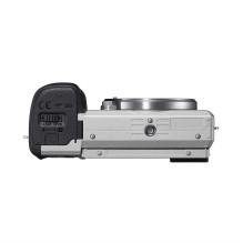 Sony A6400 + 18-135mm OSS (Silver) , (ILCE-6400M / S) , (α6400) , (Alpha 6400)