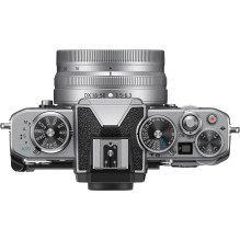 Nikon Z fc + NIKKOR Z DX 16-50mm f / 3.5-6.3 VR (Silver)