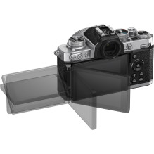 Nikon Z fc + NIKKOR Z DX 16-50mm f / 3.5-6.3 VR (Silver)