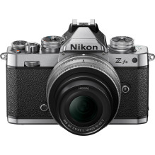 Nikon Z fc + NIKKOR Z DX 16-50mm f / 3.5-6.3 VR (Silver)