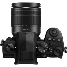 Panasonic Lumix G95D (90 / 91 / 99) + Panasonic LUMIX G Vario 12-60mm f / 3.5-5.6 Asph. Power OIS (H-FS12060) (Black)