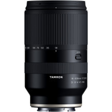 Tamron 18-300mm F / 3.5-6.3...