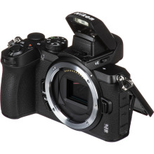 Nikon Z50 + NIKKOR Z 24-70mm f / 4 S