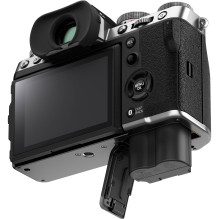 FUJIFILM X-T5 + FUJINON XF 18-55mm F2.8-4 R LM OIS (Silver)