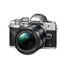 Olympus OM-D E-M10 Mark IV...