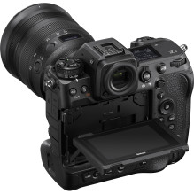 Nikon Z9 + NIKKOR Z 24-70mm f / 4 S